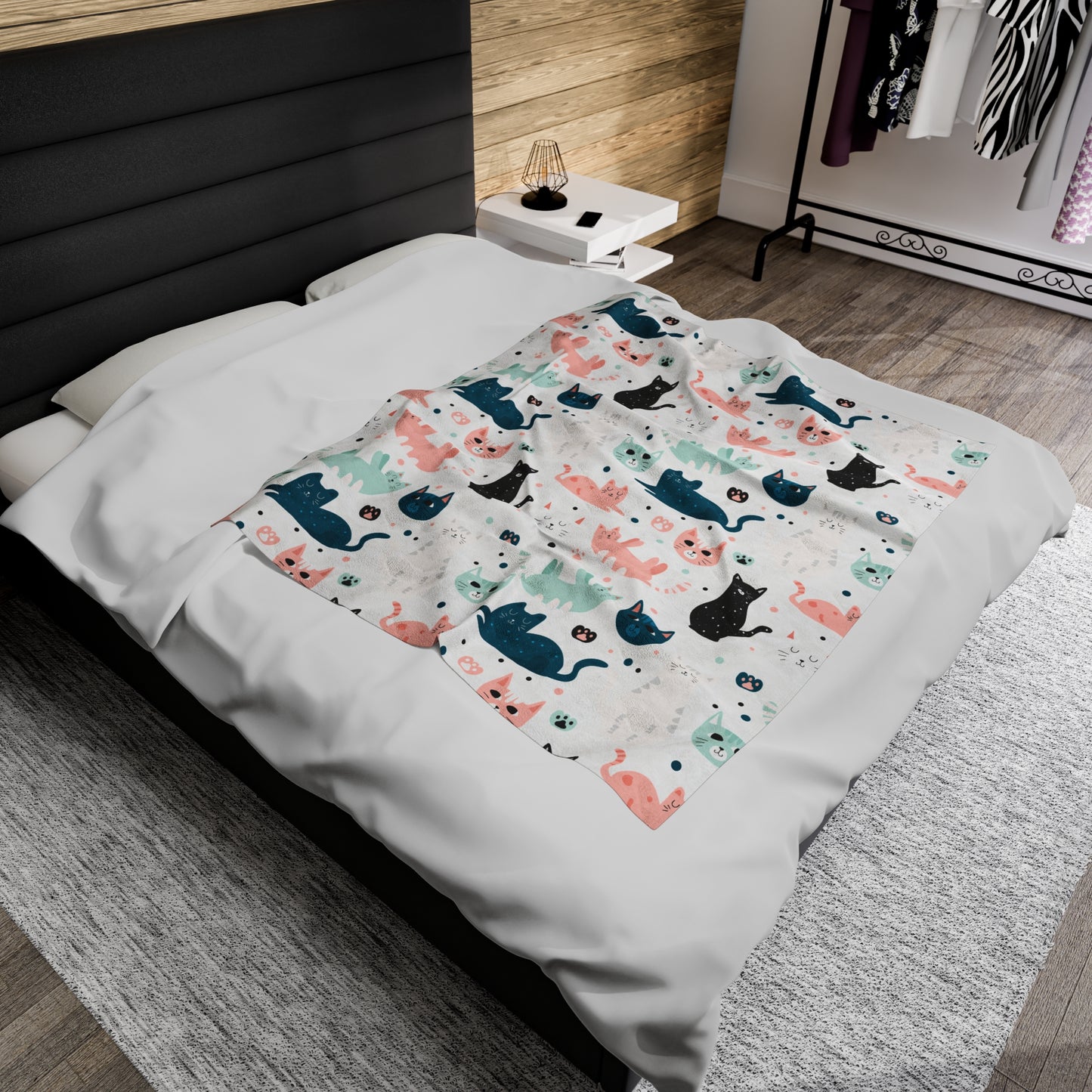 Beautiful Cat Velveteen Plush Blanket