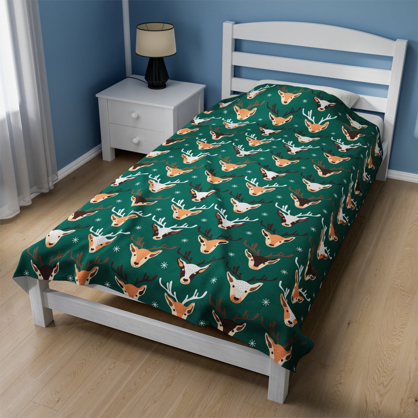 Christmas Reindeer Plush Blanket - Green