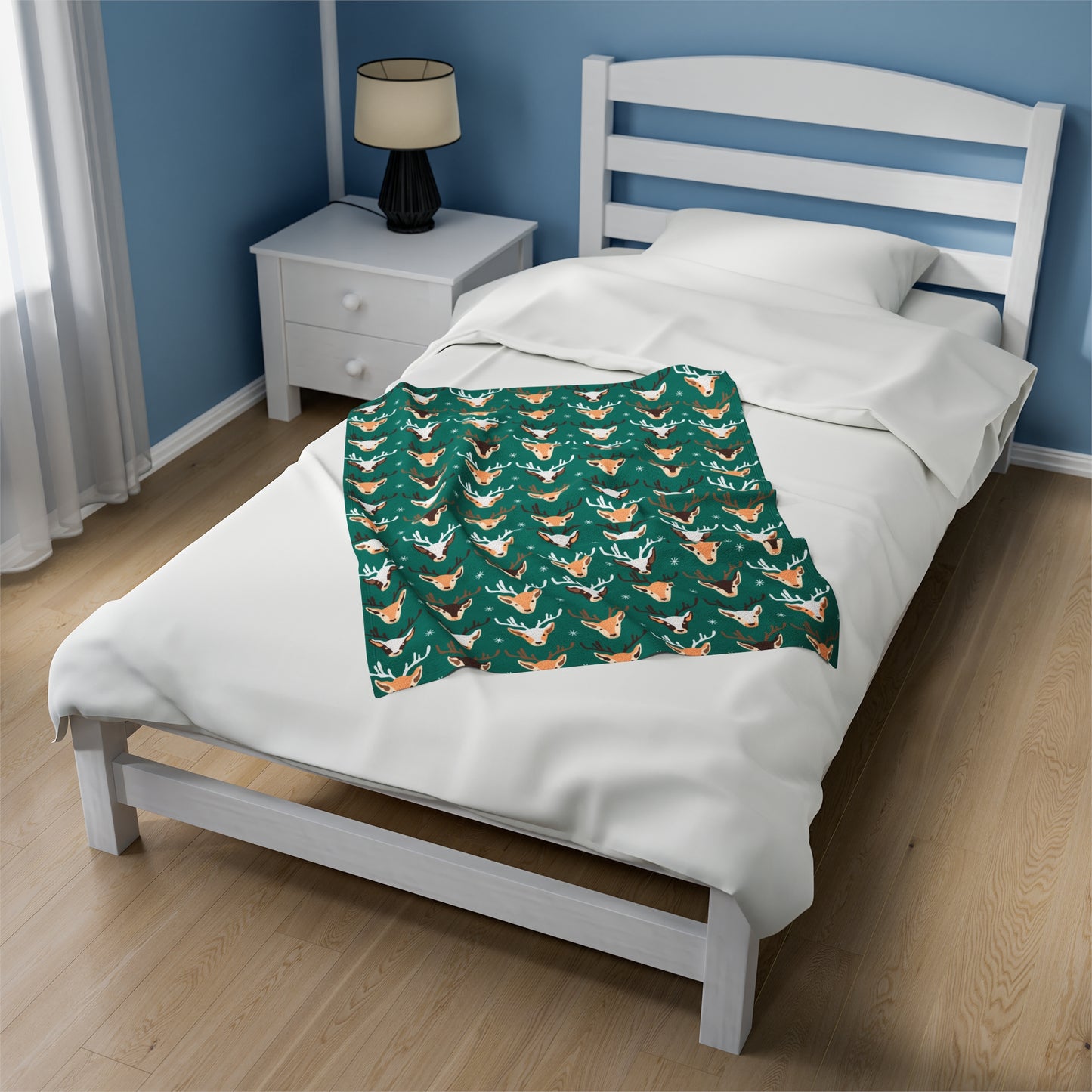 Christmas Reindeer Plush Blanket - Green